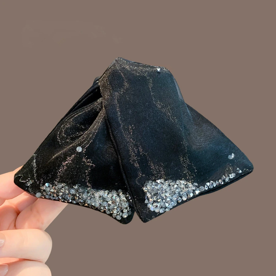 赫本风高级感水钻流苏三角抓夹百搭显头型后脑勺盘发鲨鱼夹马尾夹