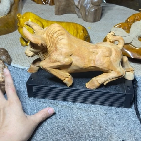 @***金柏木（崖柏）牛气冲天的