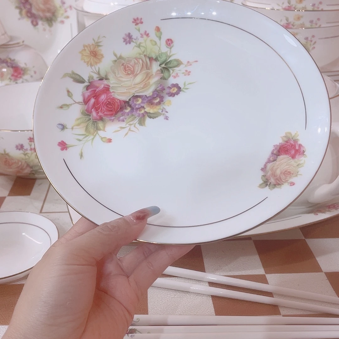 45%以上骨粉骨瓷鑫*骨瓷浅盘8个