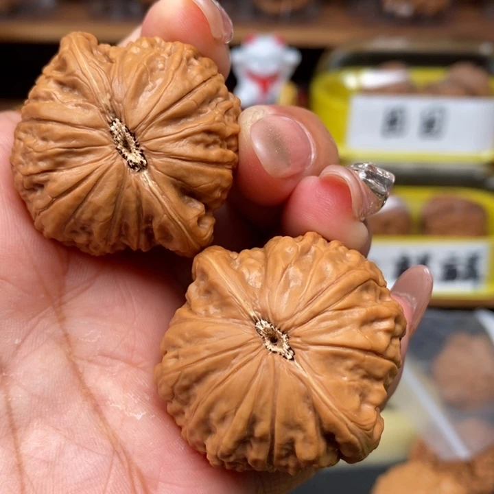 文玩核桃吊坠二*吖40全品铁锤