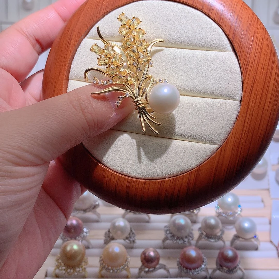 胸饰未镶嵌淡水珍珠CC12.3mm