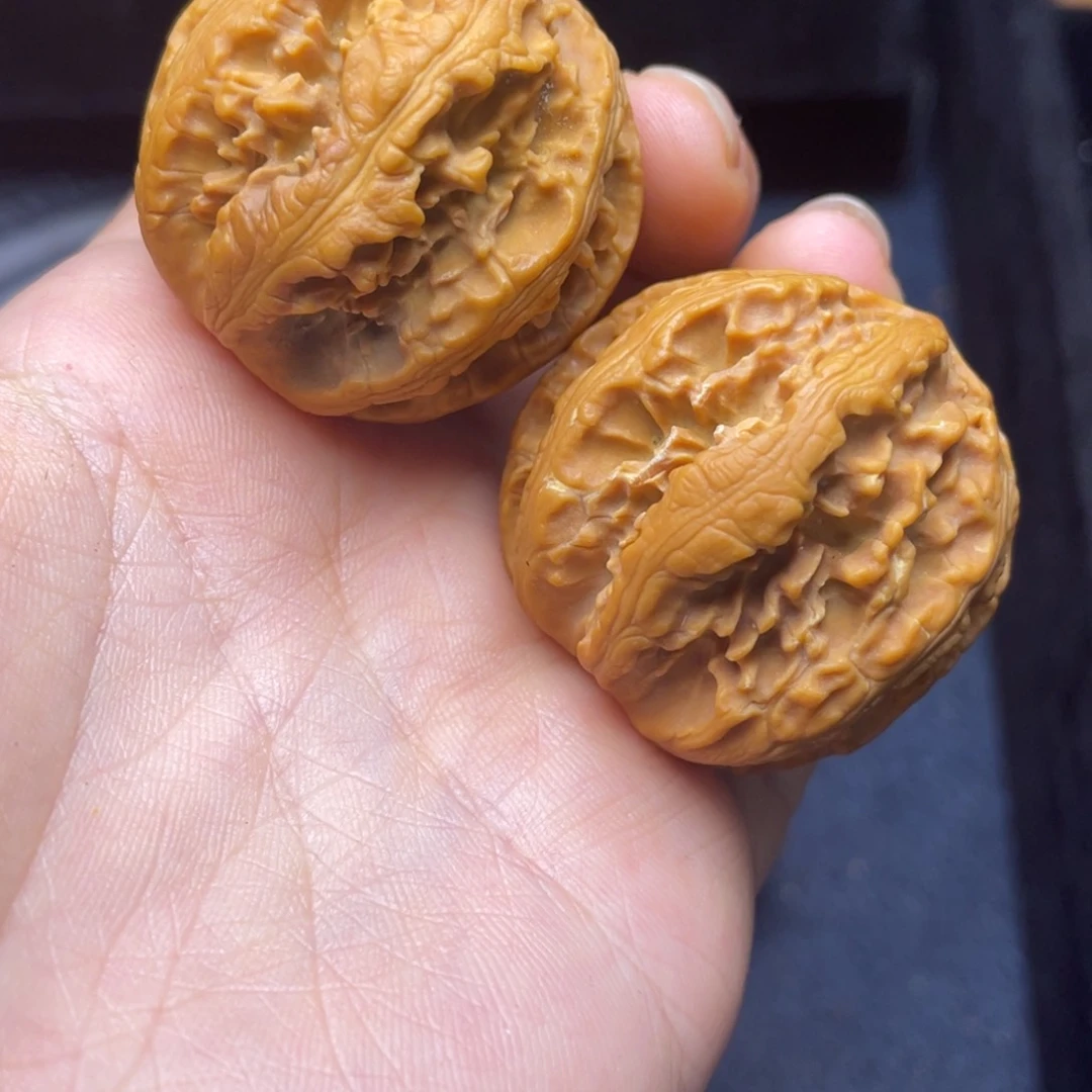 文玩核桃把件秦岭核桃13