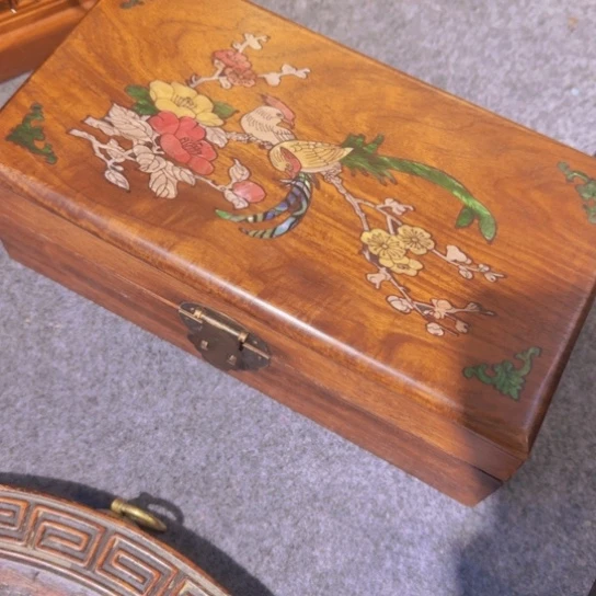 贡木首饰盒得得得得得