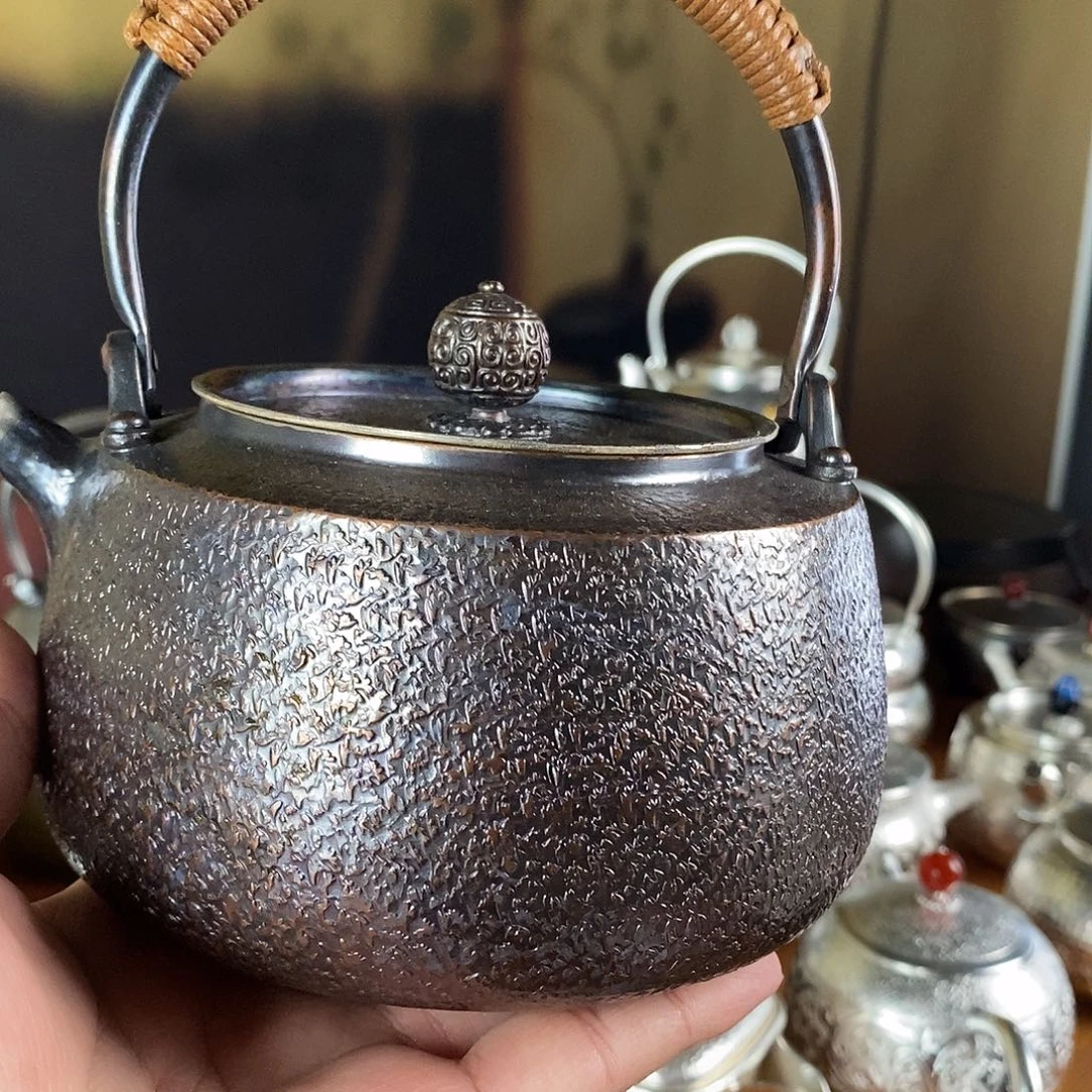 桃***姐手工制作紫铜壶工艺