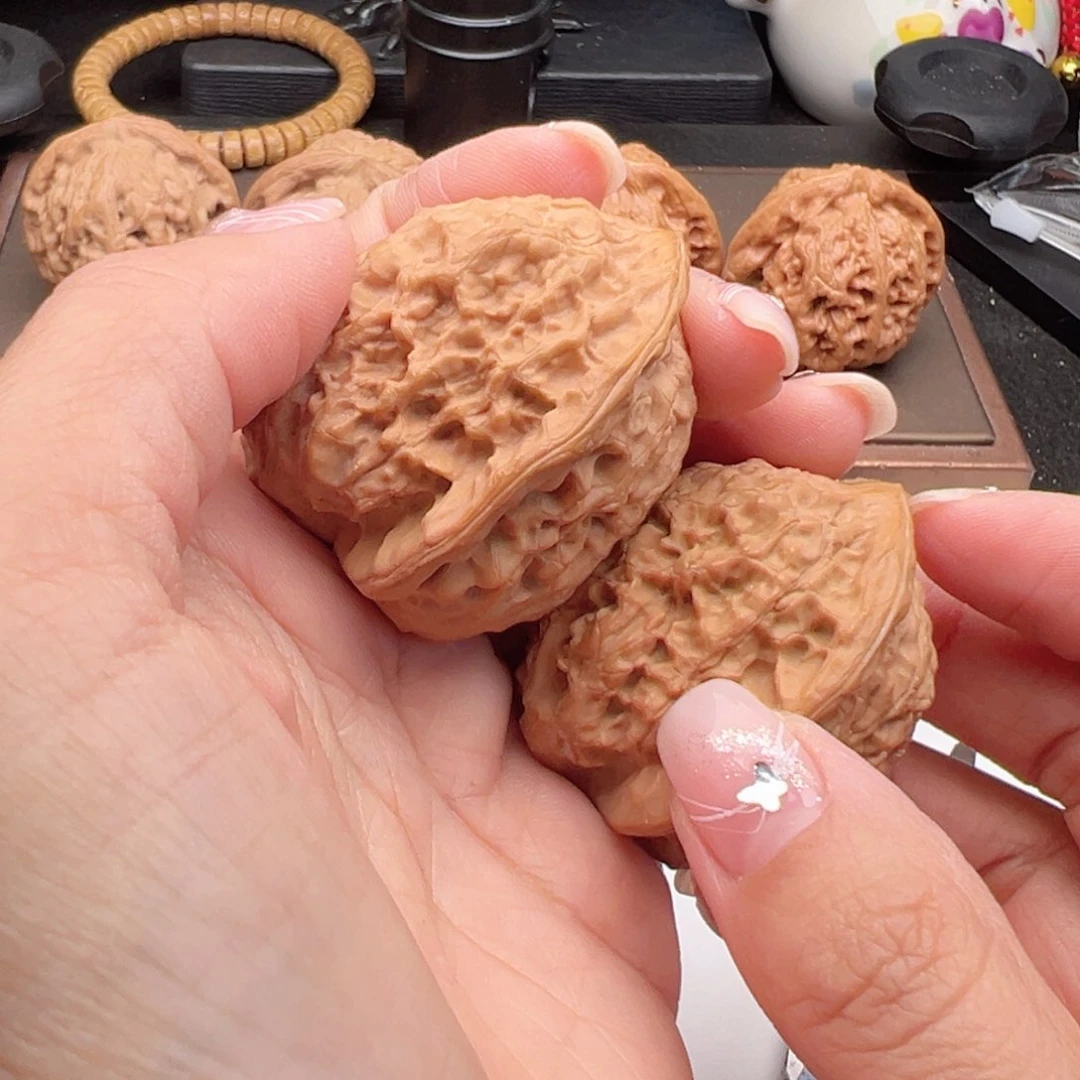 文玩核桃把件老**枥沈鸡