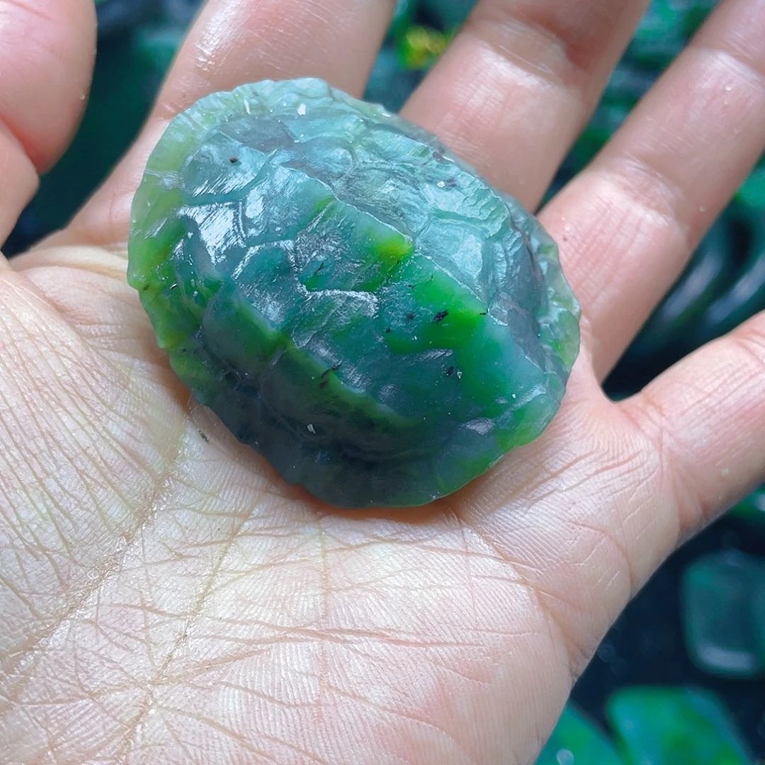 和田玉（碧玉）未镶嵌珠宝奇石