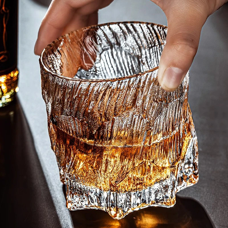 新款日式加厚威士忌酒杯玻璃洋酒杯钠钙玻璃高颜值家用喝水杯杯具