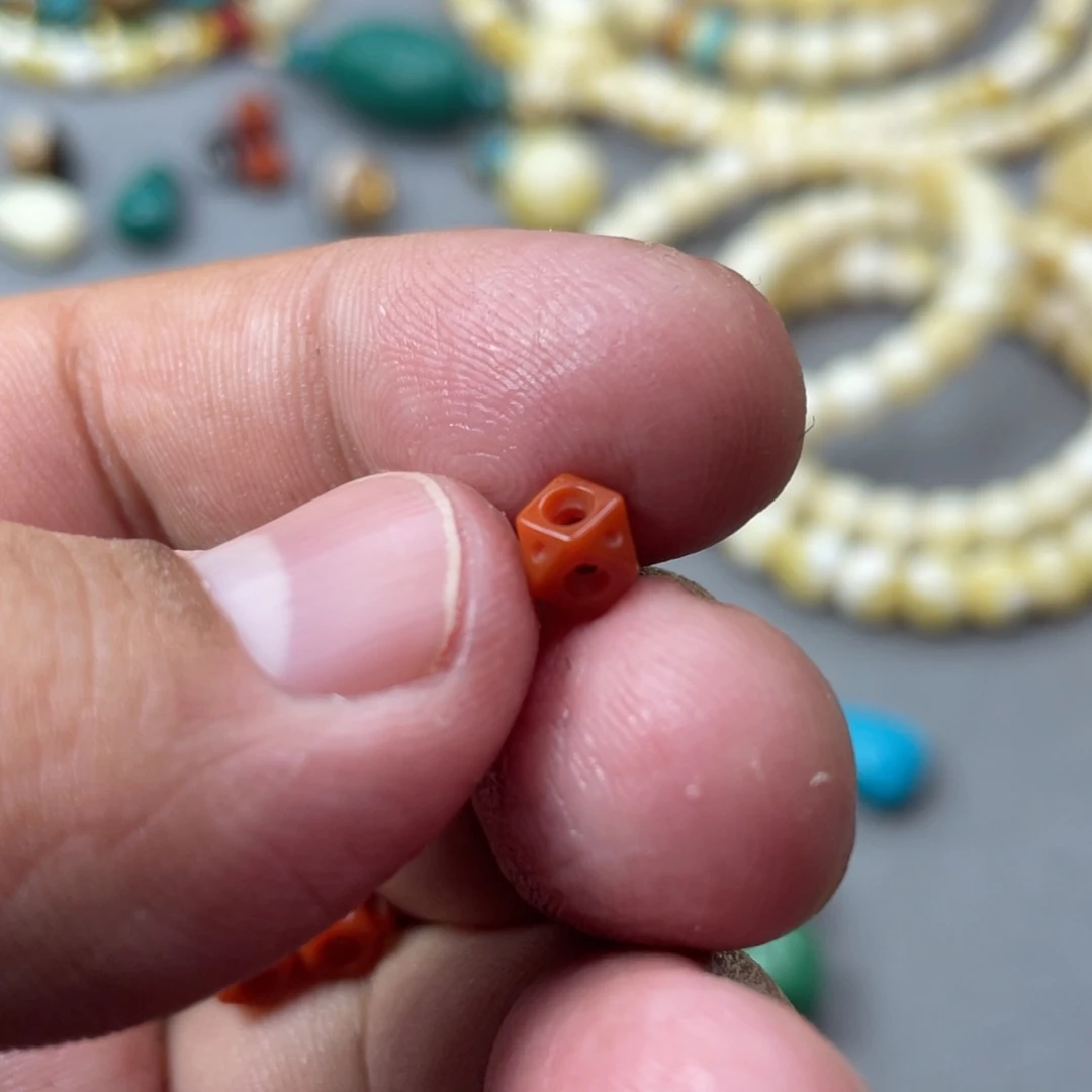 琥珀珠宝奇石未镶嵌96