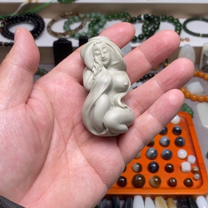 和田玉未镶嵌手链