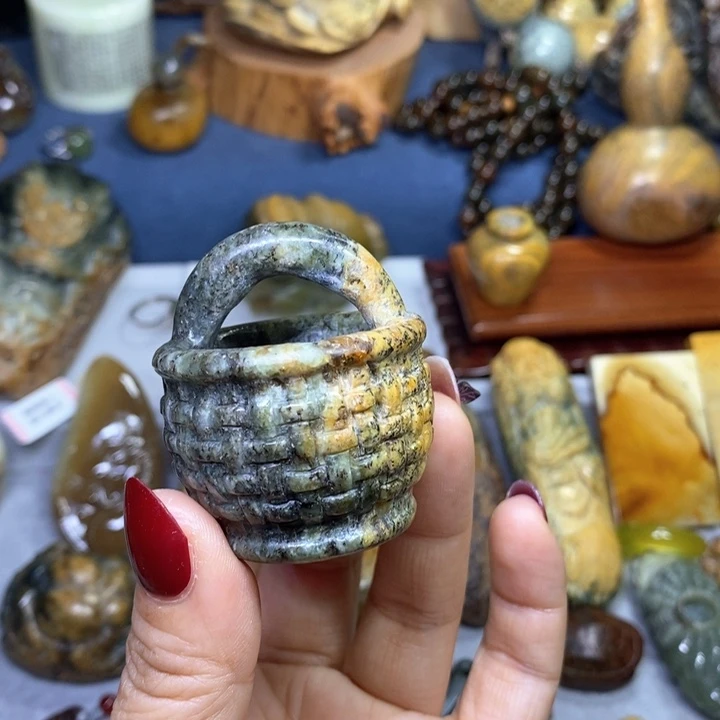 岫岩河磨玉（透闪石质玉）小摆未镶嵌