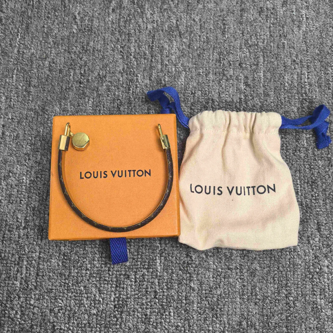 99新 LouisVuitton/路易威登 帆布小牛皮内衬老花手镯