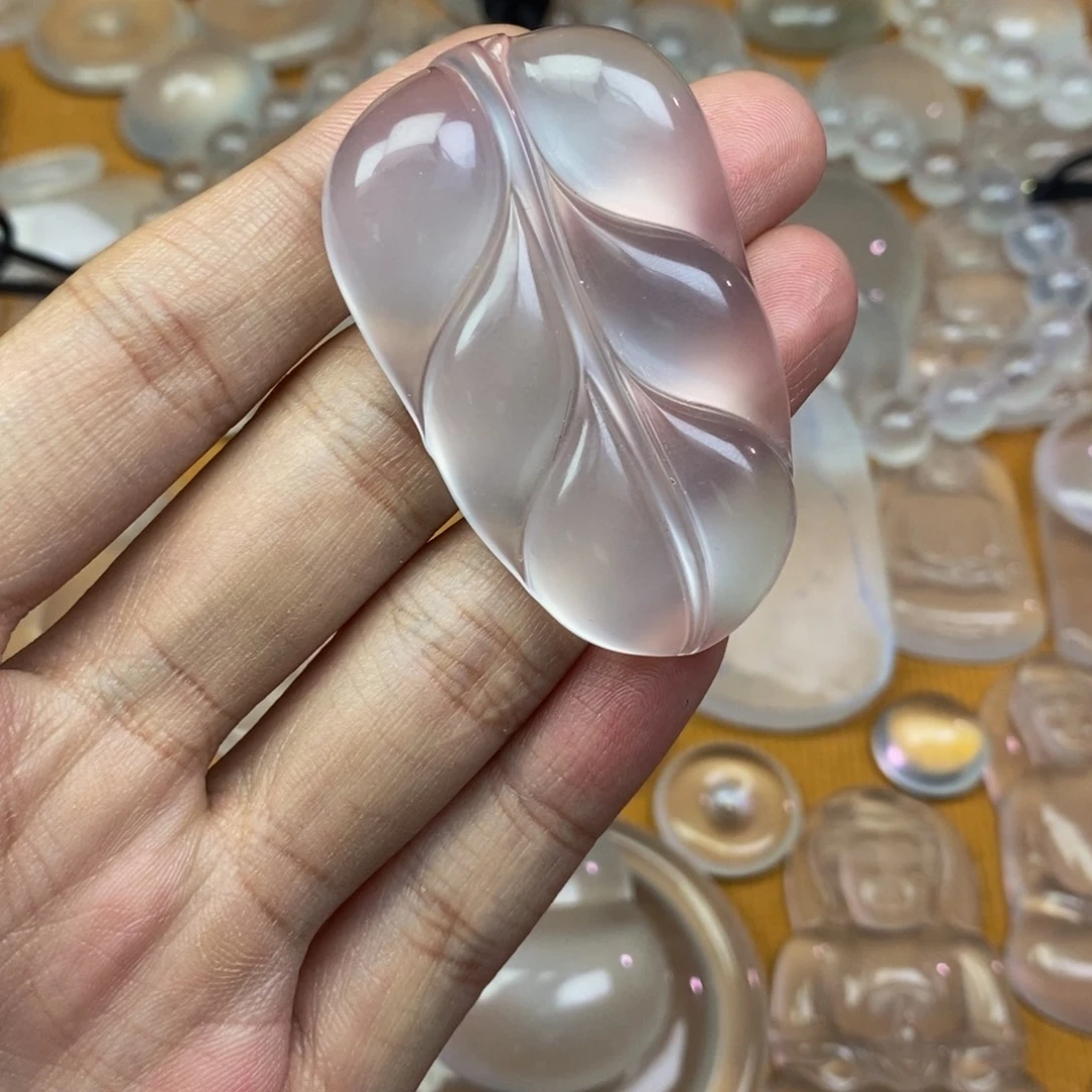 石英质玉未镶嵌珠宝半成品