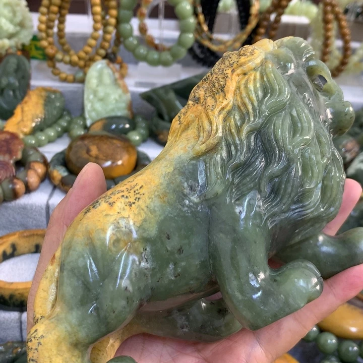 孙***宝岫岩河磨玉（透闪石质玉）未镶嵌把件