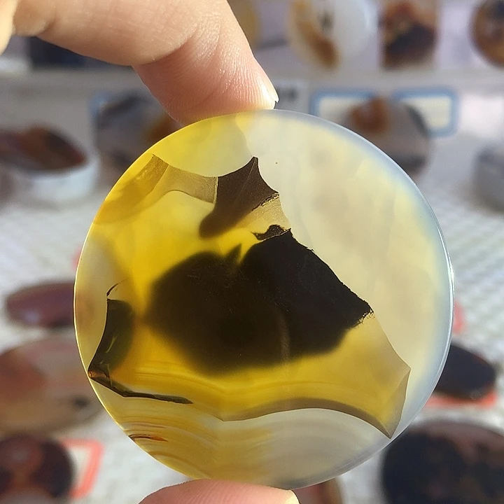 玛瑙/玉髓未镶嵌颈饰