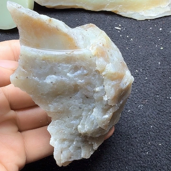 和田玉（糖玉）未镶嵌珠宝半成品