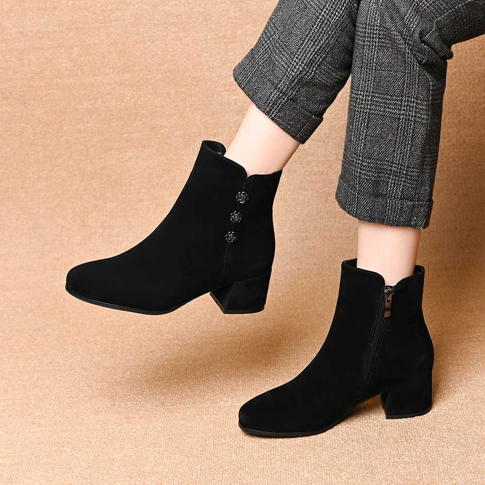 真皮羊皮粗跟短靴女2025秋冬新款百搭侧拉链女士洋气绒面瘦瘦靴