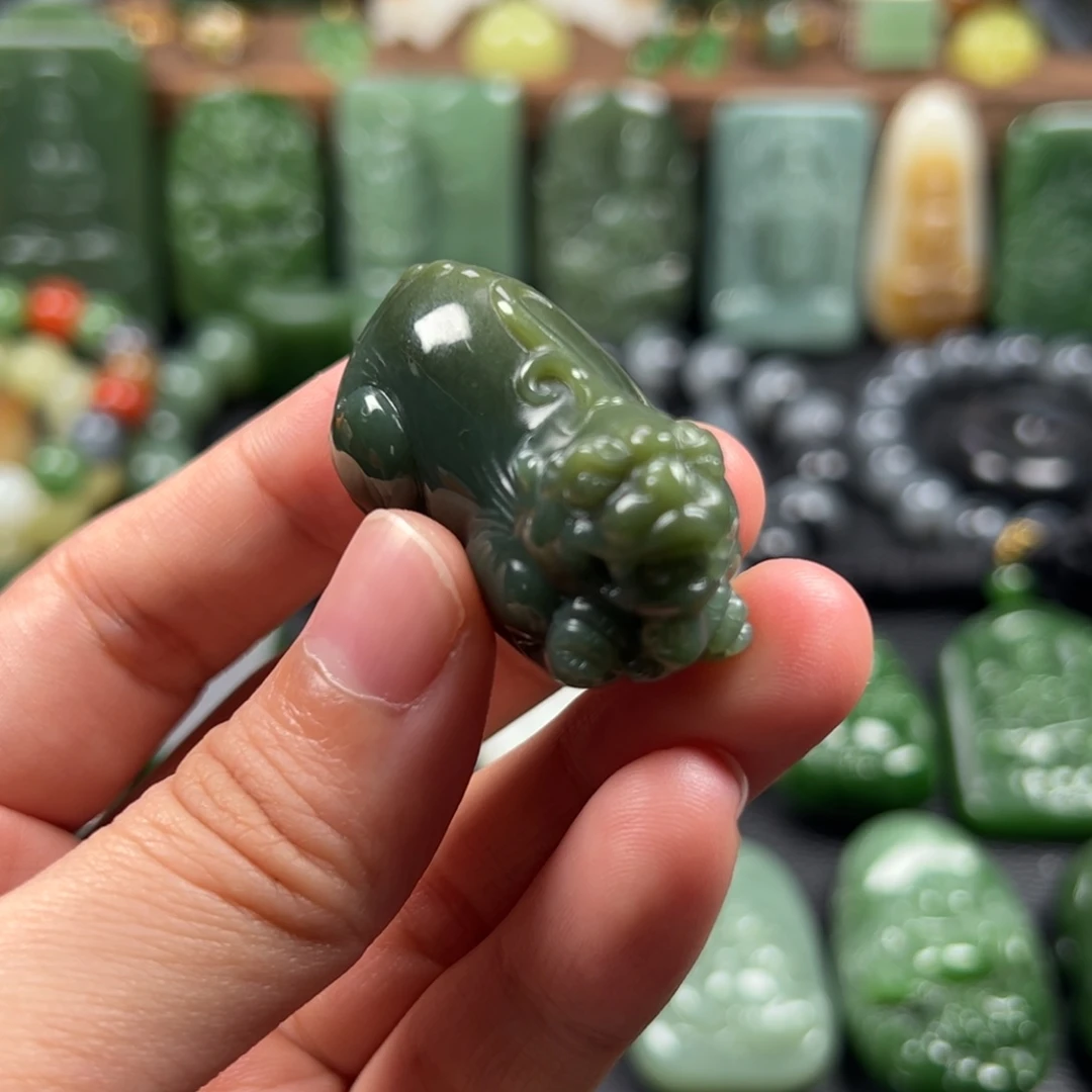 和田玉吊坠(不含链)未镶嵌