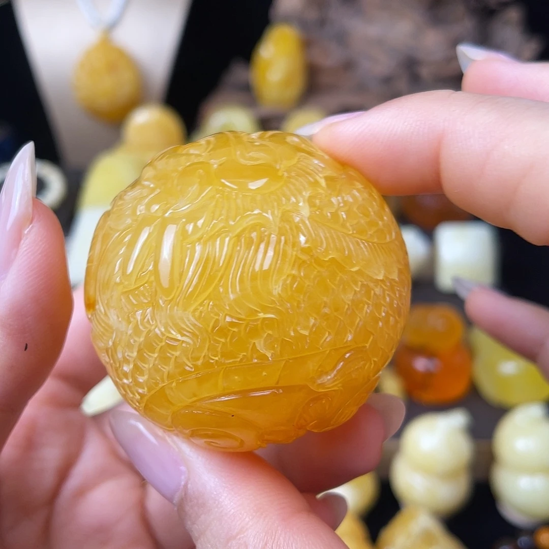 琥珀未镶嵌珠宝奇石