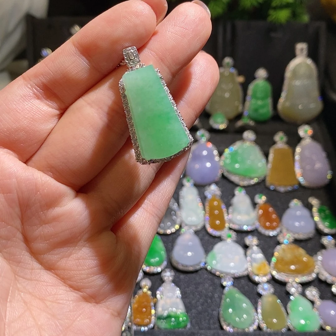 颈饰银S925镶嵌翡翠天然翡翠