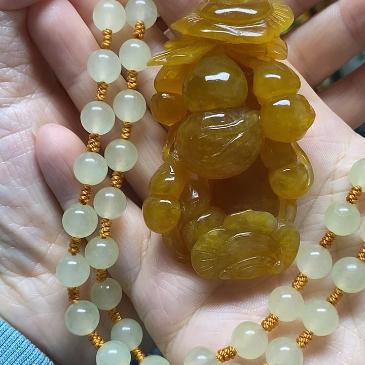 岫玉未镶嵌吊坠(赠链)