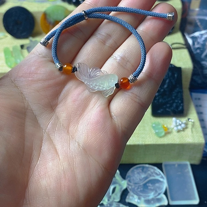 蛇纹石玉合金颈饰