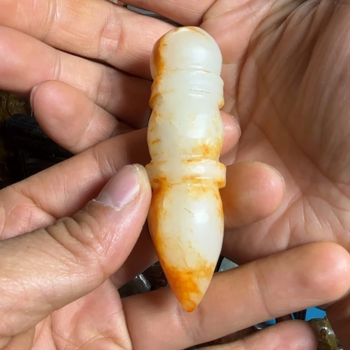 和田玉未镶嵌把件