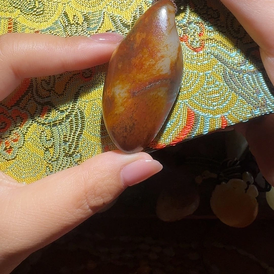 麒***校和田玉未镶嵌手链