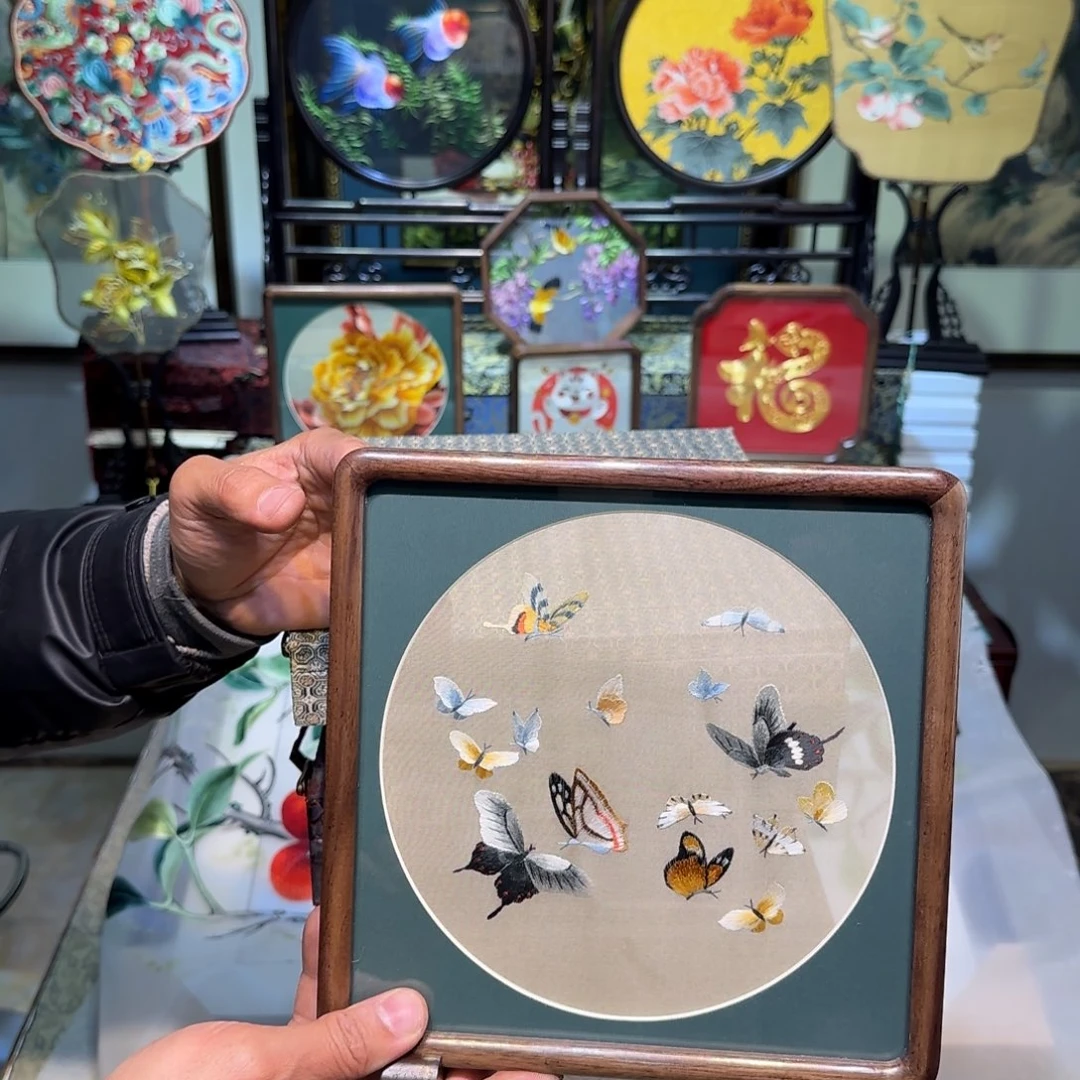 刺绣刺绣工艺精湛