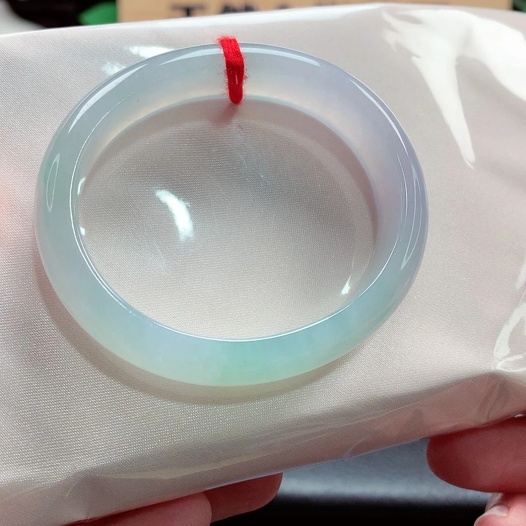 未镶嵌手镯（贵妃镯）翡翠78号，50-51圈