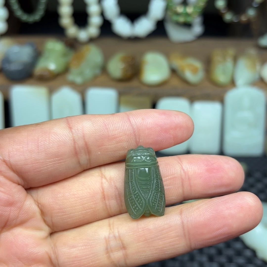 月****和田玉未镶嵌挂件