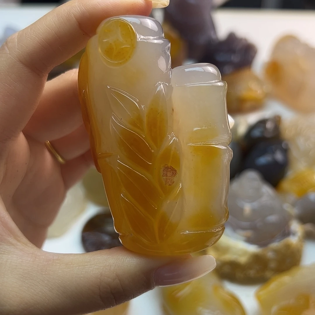 玛瑙/玉髓未镶嵌颈饰
