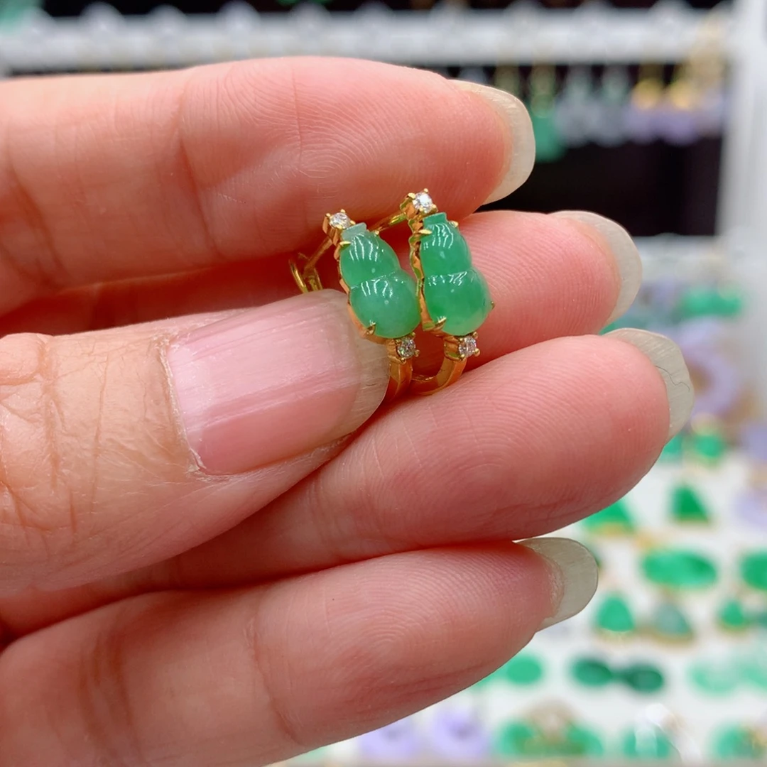 翡翠18K金镶嵌耳饰