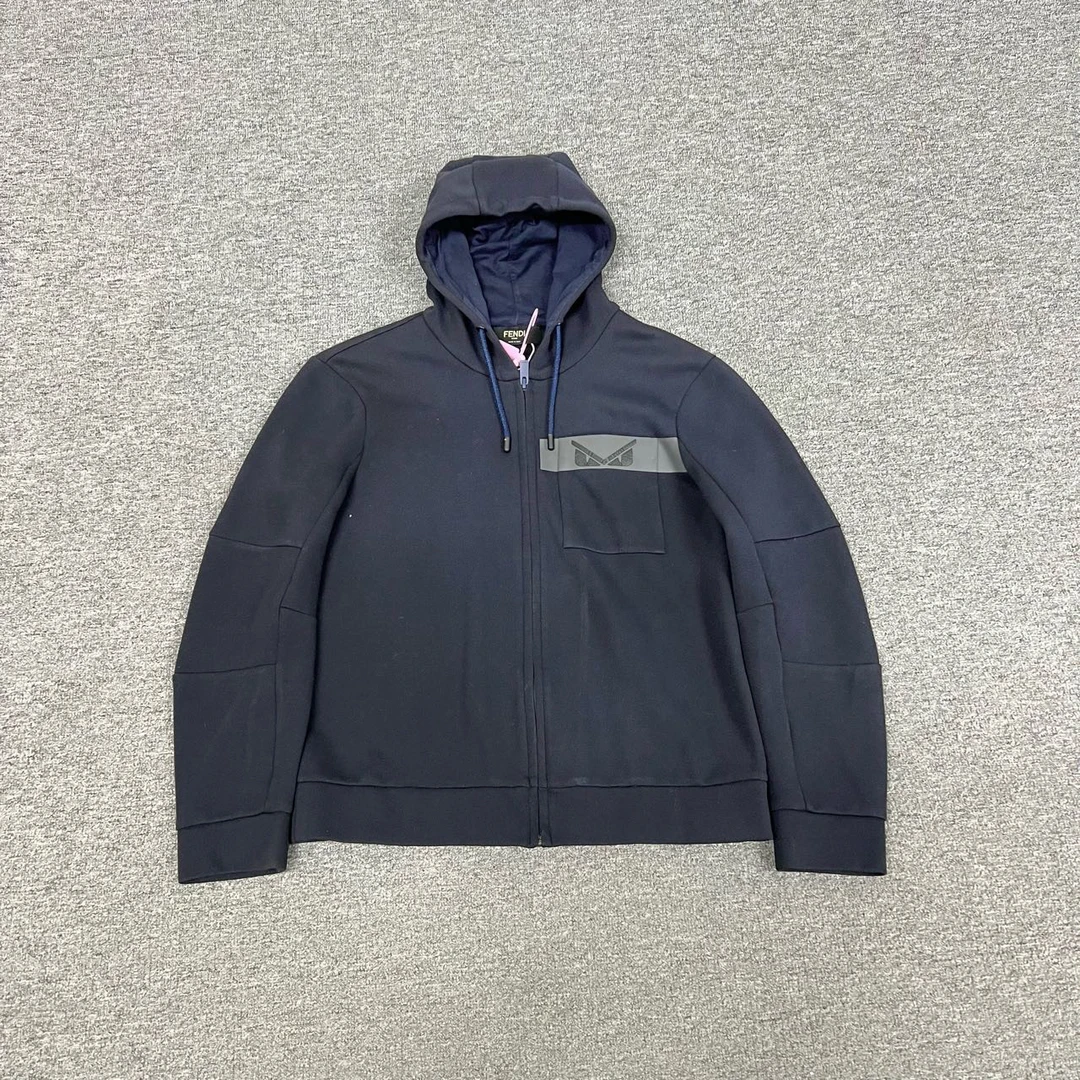 99新 AMIPARIS fendi 小恶魔连帽卫衣外套 46码