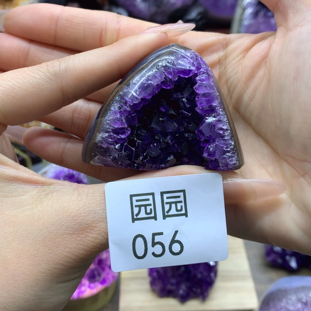 紫晶大型摆件（非配饰）未镶嵌