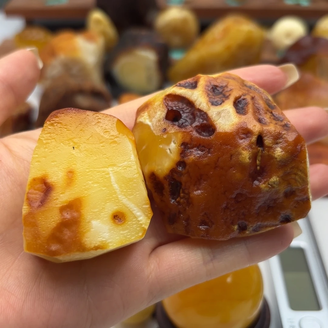 趣***楠定制琥珀未镶嵌不退不换