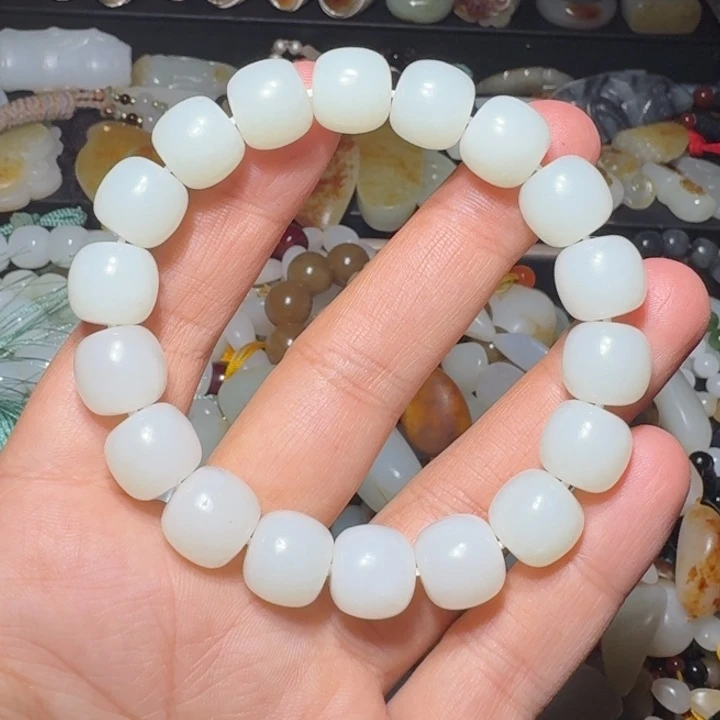 和田玉未镶嵌手链