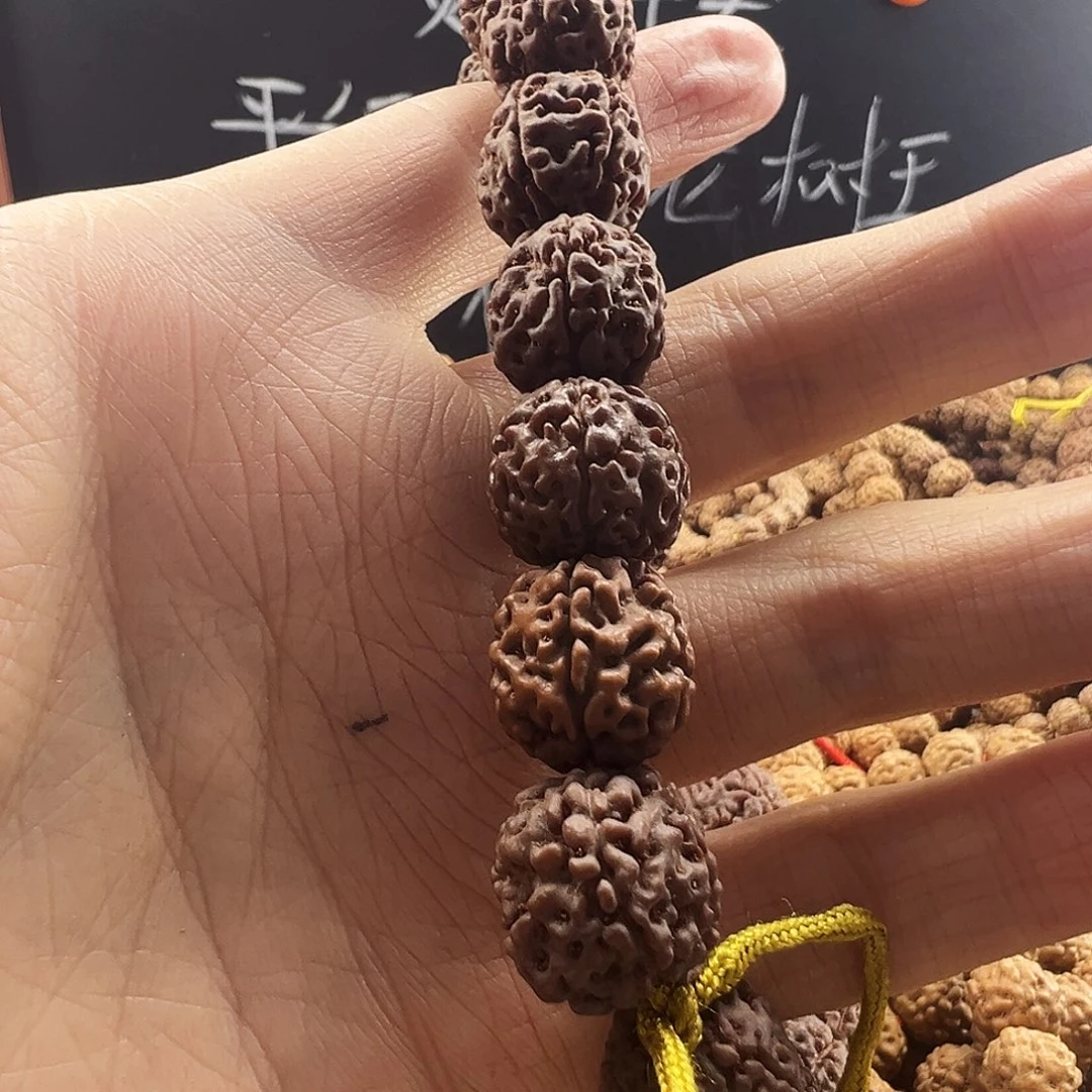 宁***地金刚菩提吊坠潜水艇