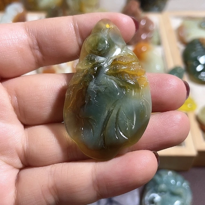 岫玉吊坠(赠链)未镶嵌