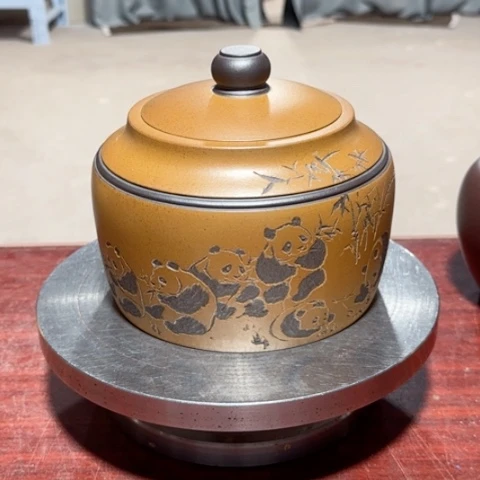 紫砂茶叶罐。。。。。。。。。。