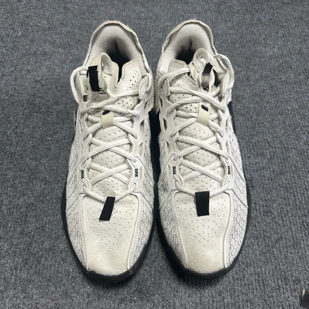 gt3 42.5码 正品篮球鞋