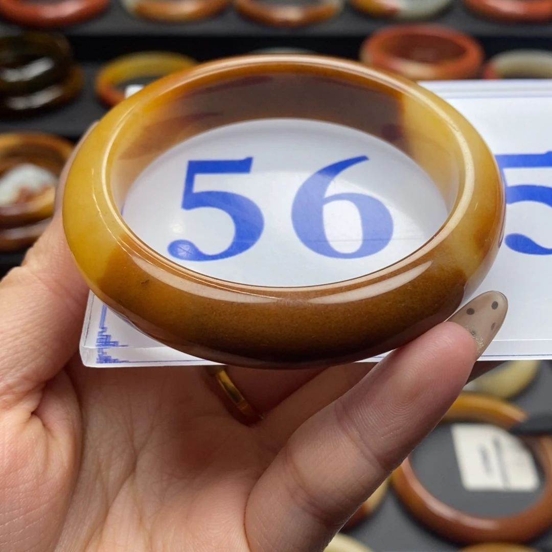 石英质玉（黄龙玉）手镯未镶嵌