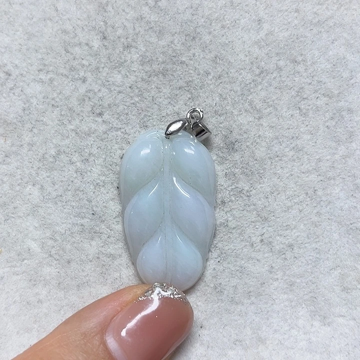 翡翠未镶嵌颈饰未镶嵌