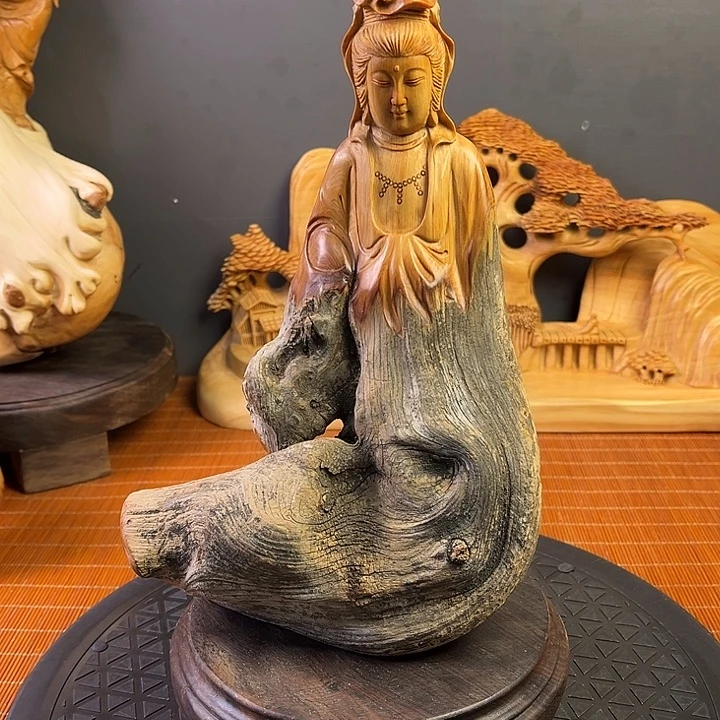 柏木（崖柏）观音摆件