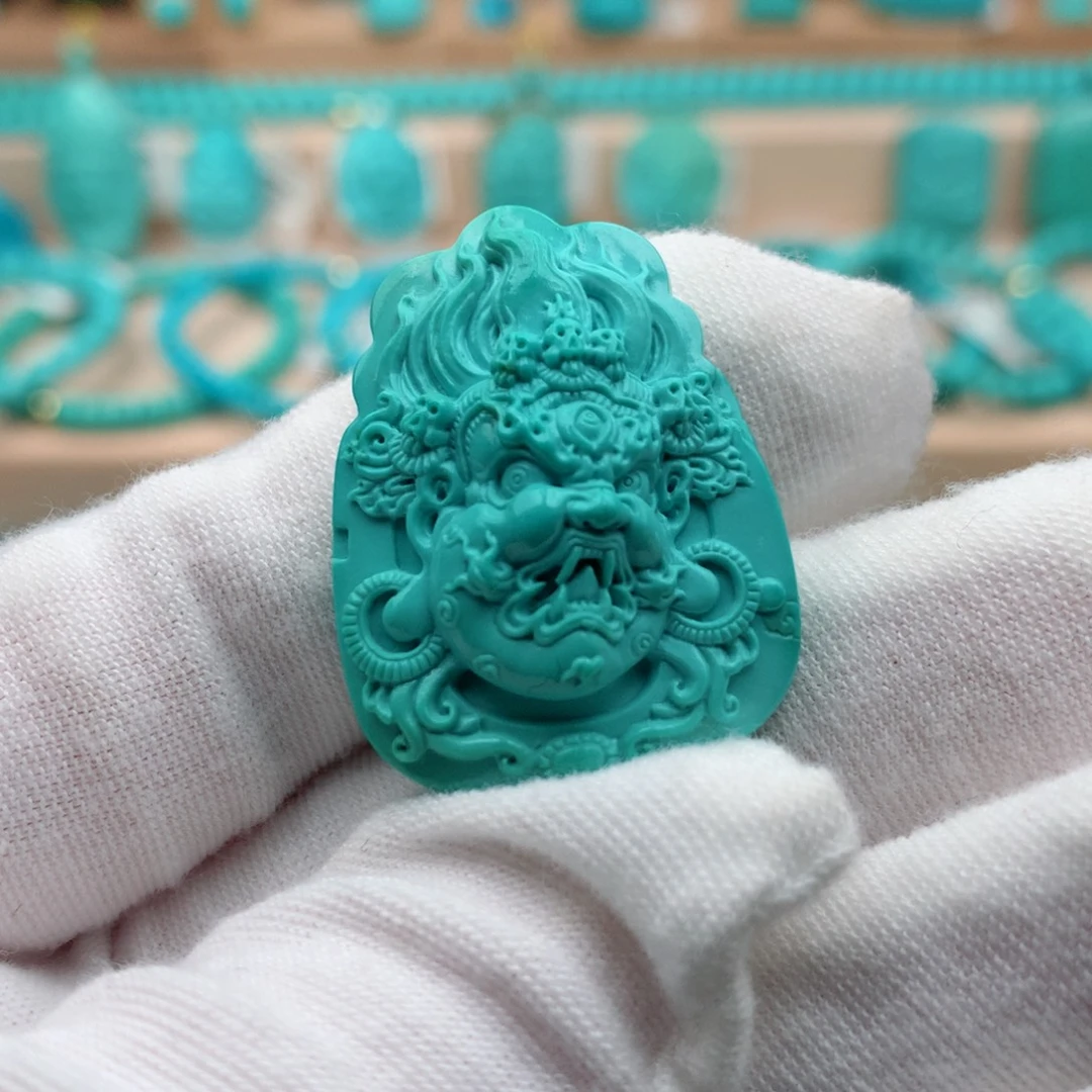 绿松石未镶嵌珠宝奇石11.3克