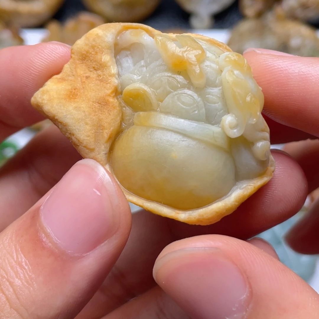 ****牛未镶嵌定制翡翠翡翠