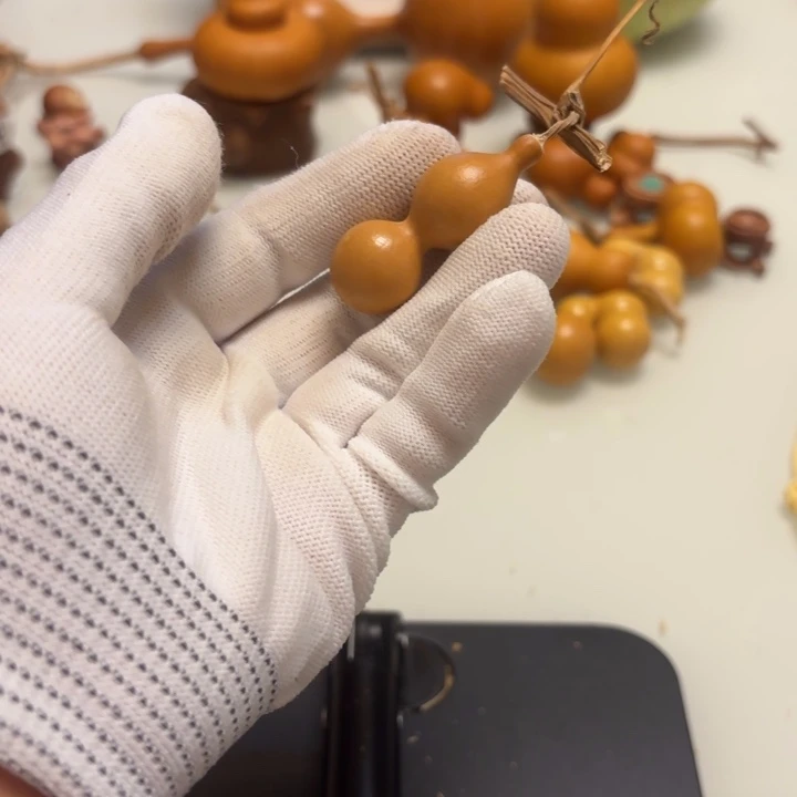 小***总天然手捻老皮葫芦