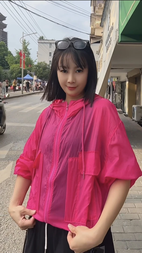 时尚帽款直下摆抽绳防晒衣防夏季