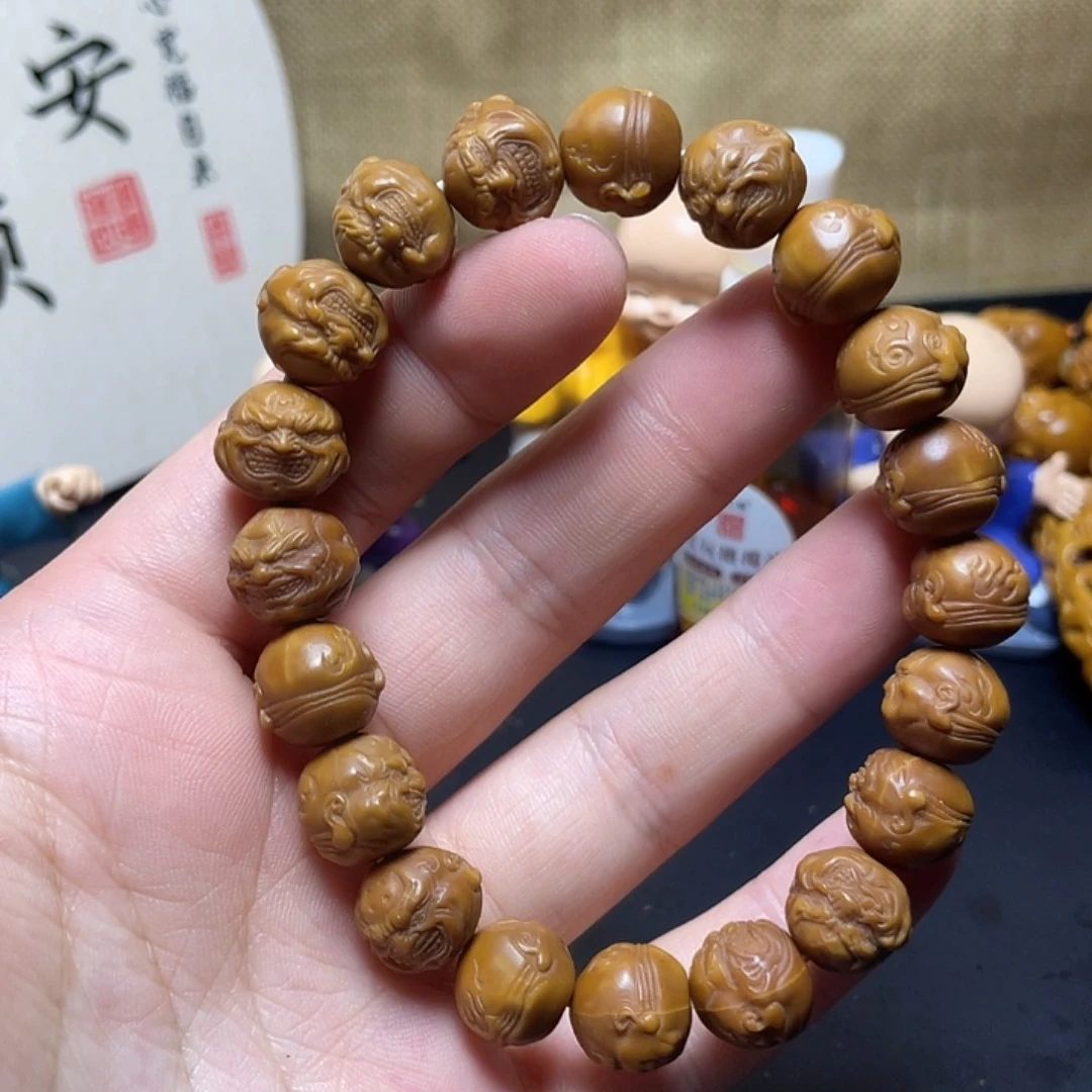 吊坠橄榄核猴头恶僧