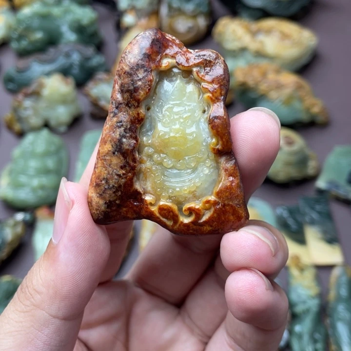 岫岩河磨玉（透闪石质玉）未镶嵌颈饰