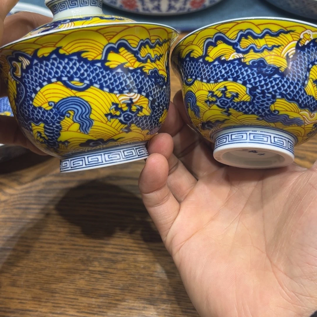 w**?景德镇瓷器精品陈列展品